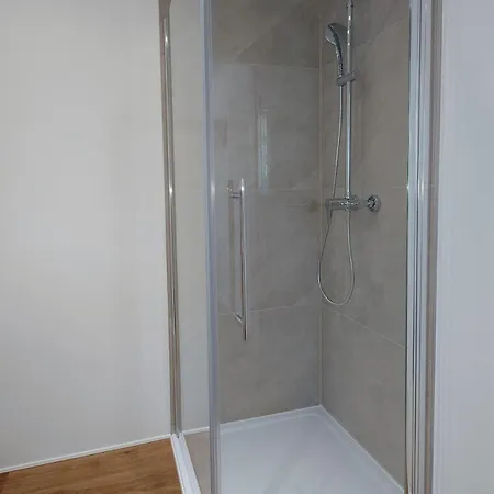 Apartment Kreuzbergl - Einzelzimmer Klagenfurt am Woerthersee